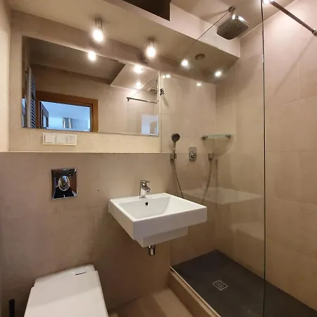 Apartament Przy Plazy - Grunwaldzka 52 *
